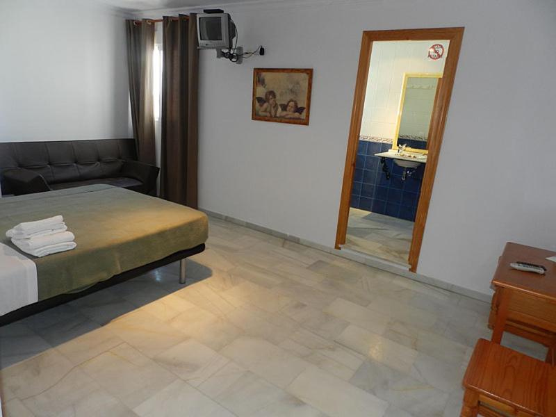 וחר דה לה פרונטרה Hostal El Alferez מראה חיצוני תמונה